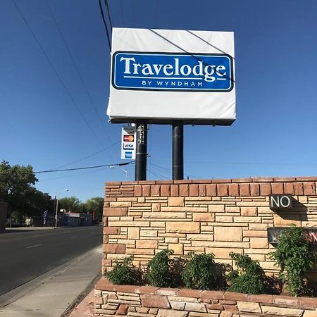 Travelodge By Wyndham Farmington Exterior foto